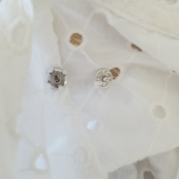 GAP Eyelet short sleeve shirt Size L - Picture 5 of 5